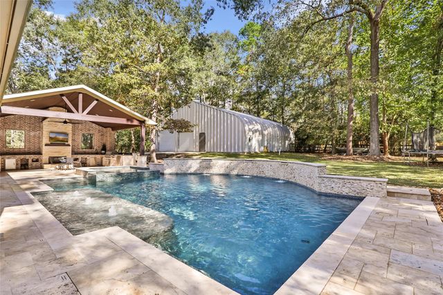 311 Reserve Ridge Drive, Huffman, TX 77336