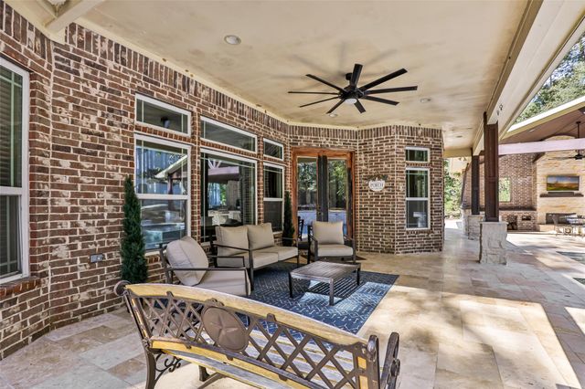 311 Reserve Ridge Drive, Huffman, TX 77336