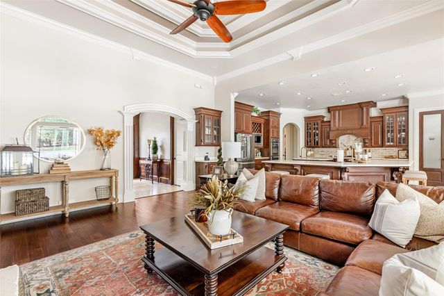 311 Reserve Ridge Drive, Huffman, TX 77336