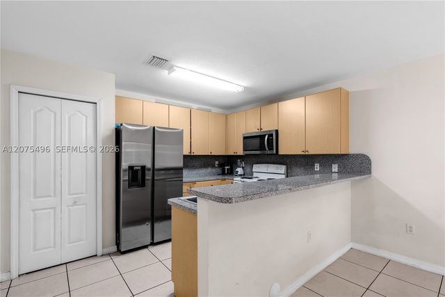 22821 SW 88th Pl 1-20, Cutler Bay, FL 33190