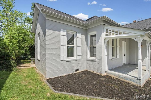104 S 4th, De Soto, MO 63020