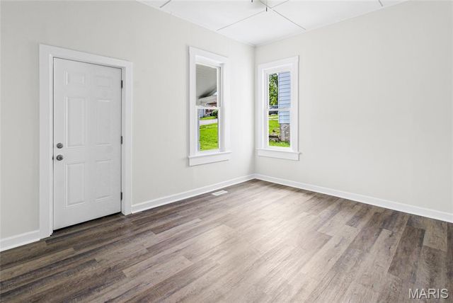 104 S 4th, De Soto, MO 63020