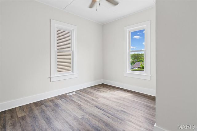 104 S 4th, De Soto, MO 63020
