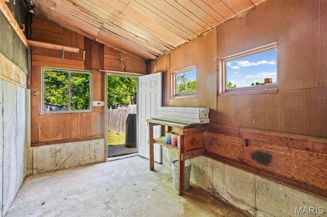 104 S 4th, De Soto, MO 63020
