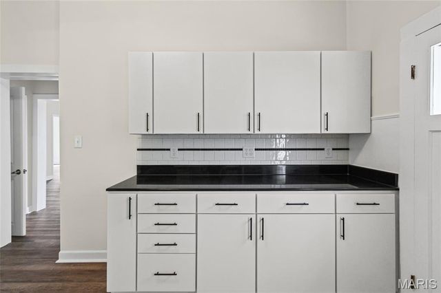 104 S 4th, De Soto, MO 63020
