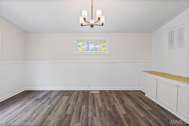 104 S 4th, De Soto, MO 63020