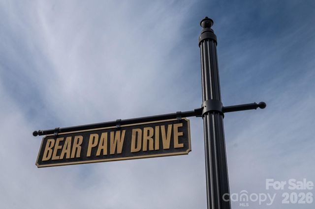 504 Bear Paw Drive, Waxhaw, NC 28173