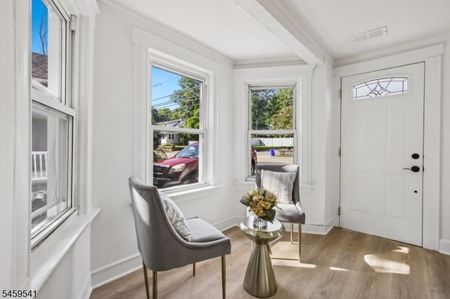 80 Glenwild Ave, Bloomingdale Boro, NJ 07403