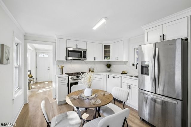 80 Glenwild Ave, Bloomingdale Boro, NJ 07403