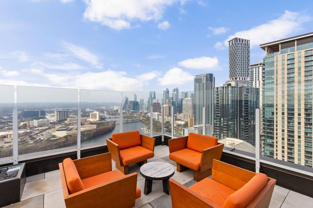 48 East Ave 2002, Austin, TX 78701