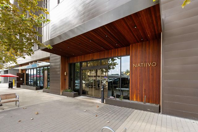 48 East Ave 2002, Austin, TX 78701