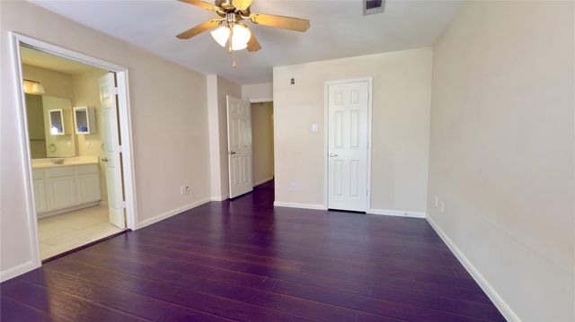 17535 Heath Grove Ln, Richmond, TX 77407