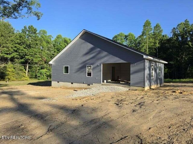 2226 Country Club Rd, Jamestown, TN 38556