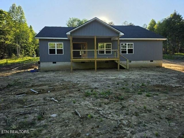 2226 Country Club Rd, Jamestown, TN 38556
