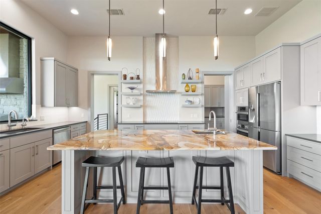 17724 Flagler DR, Austin, TX 78738