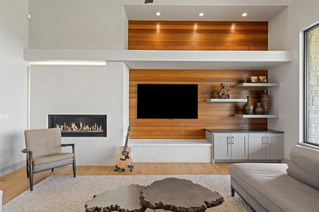 17724 Flagler DR, Austin, TX 78738