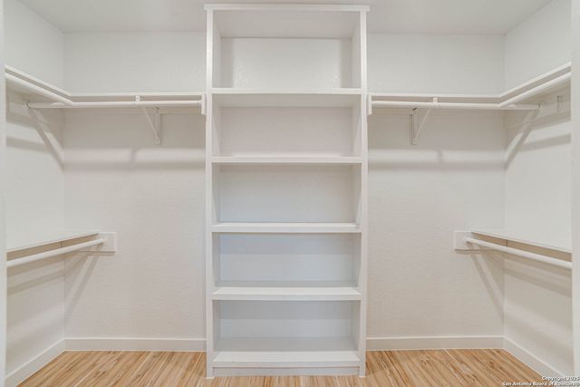 235 Bank, San Antonio, TX 78204