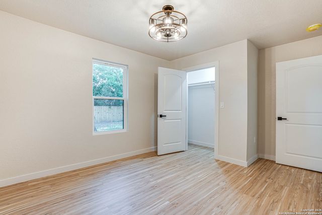 235 Bank, San Antonio, TX 78204