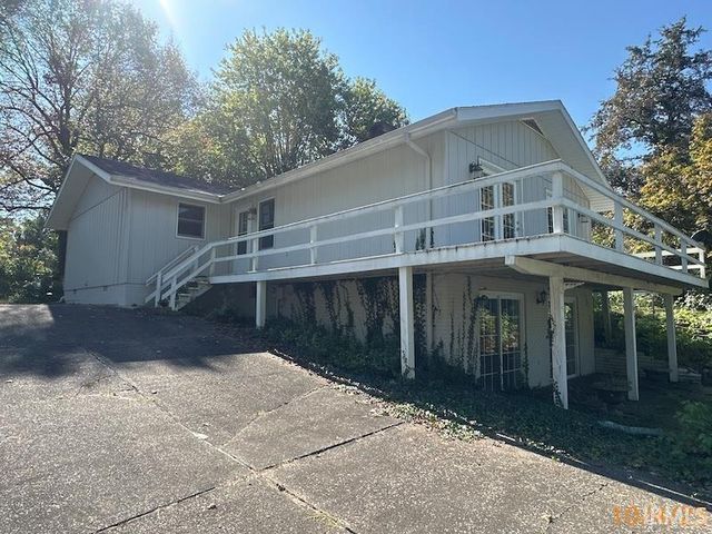 1132 Silver Bell Terrace, Santa Claus, IN 47579