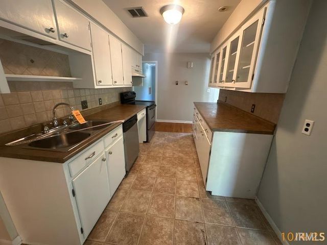 1132 Silver Bell Terrace, Santa Claus, IN 47579