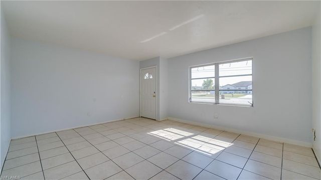 107 SW 16th TER, Cape Coral, FL 33991