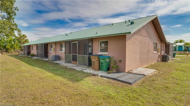 107 SW 16th TER, Cape Coral, FL 33991