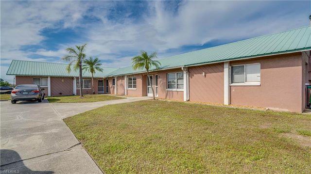 107 SW 16th TER, Cape Coral, FL 33991
