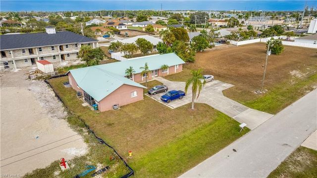 107 SW 16th TER, Cape Coral, FL 33991