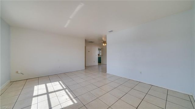 107 SW 16th TER, Cape Coral, FL 33991