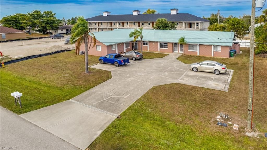 107 SW 16th TER, Cape Coral, FL 33991