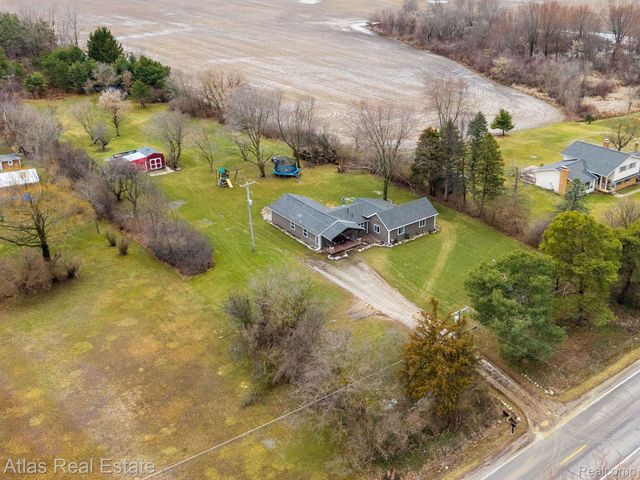 10025 Grand Blanc Road, Gaines Township, MI 48436