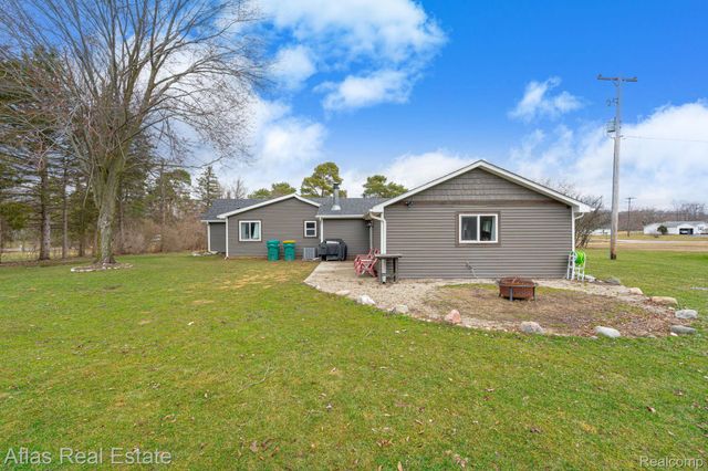 10025 Grand Blanc Road, Gaines Township, MI 48436