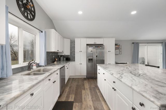 10025 Grand Blanc Road, Gaines Township, MI 48436