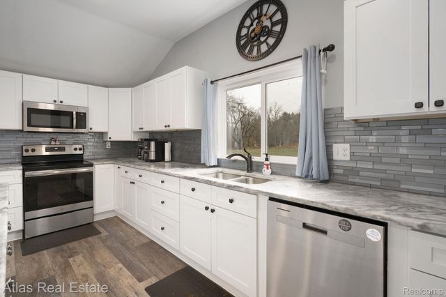 10025 Grand Blanc Road, Gaines Township, MI 48436