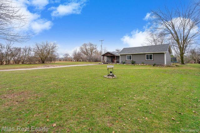 10025 Grand Blanc Road, Gaines Township, MI 48436