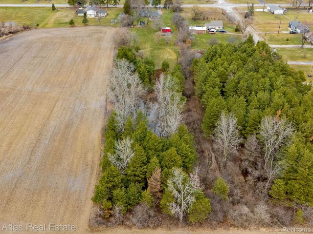 10025 Grand Blanc Road, Gaines Township, MI 48436