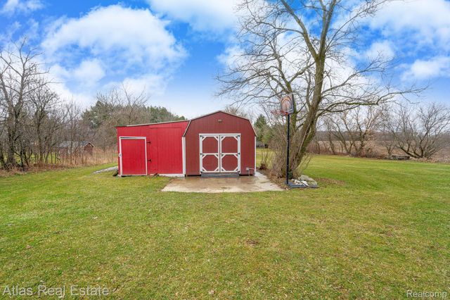 10025 Grand Blanc Road, Gaines Township, MI 48436