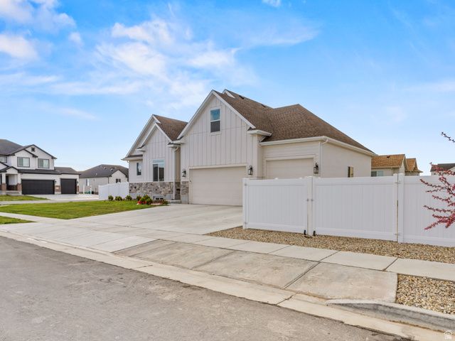 2354 W BOOTHILL DR, Kaysville, UT 84037