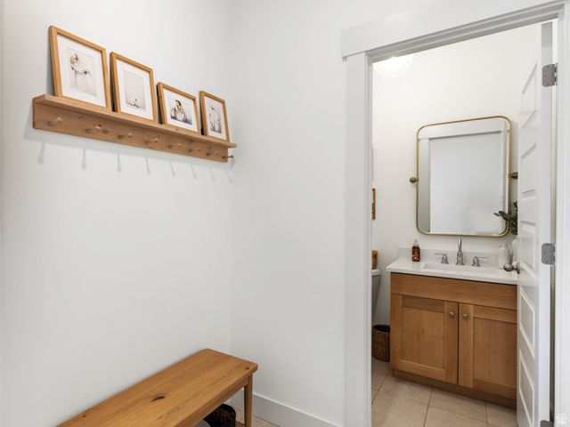 2354 W BOOTHILL DR, Kaysville, UT 84037