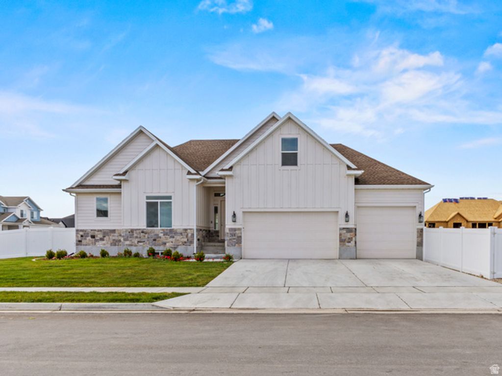2354 W BOOTHILL DR, Kaysville, UT 84037