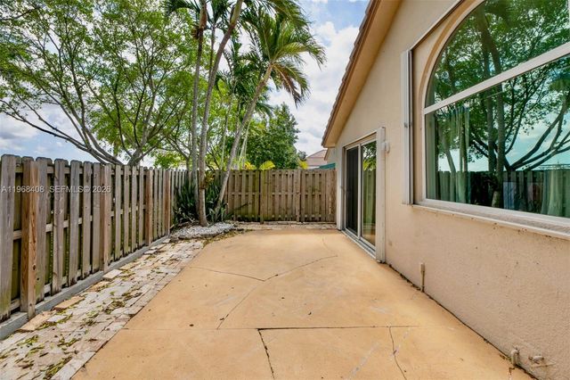 3103 NW 97th Ct, Doral, FL 33172