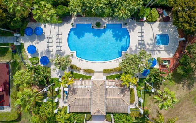 3103 NW 97th Ct, Doral, FL 33172