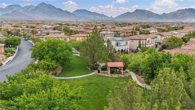 617 Apricot Rose Place, Las Vegas, NV 89138