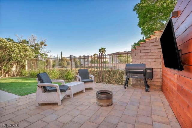 617 Apricot Rose Place, Las Vegas, NV 89138