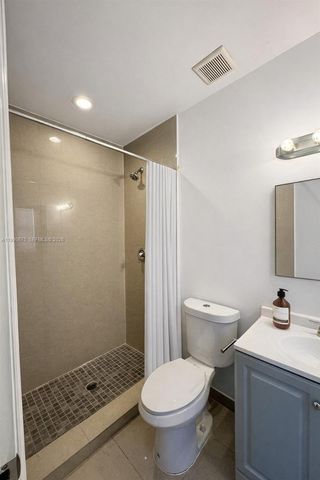 2155 NW 28th St 0, Miami, FL 33142