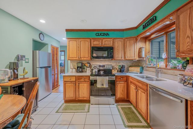 22 Beacon Drive, Sound Beach, NY 11789