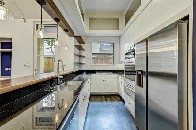 3128 Alabama Court, Houston, TX 77027