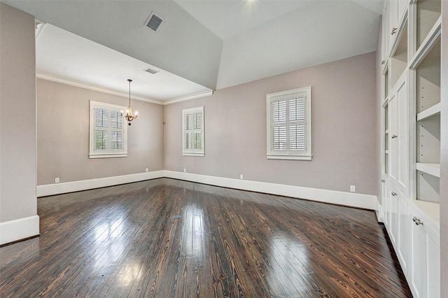 3128 Alabama Court, Houston, TX 77027