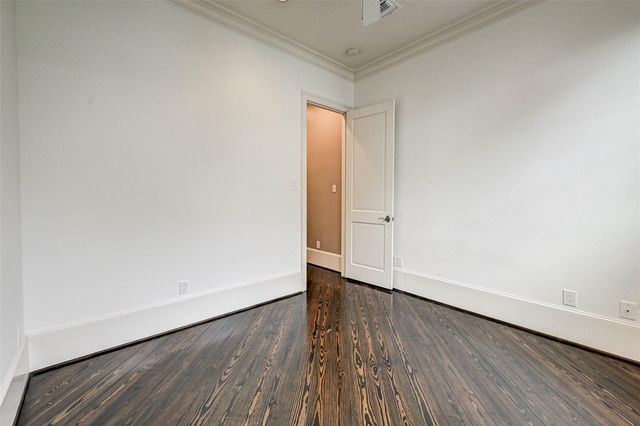 3128 Alabama Court, Houston, TX 77027
