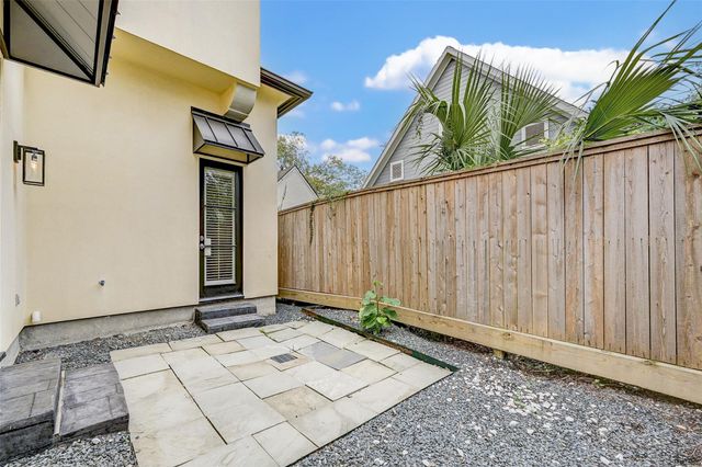 3128 Alabama Court, Houston, TX 77027